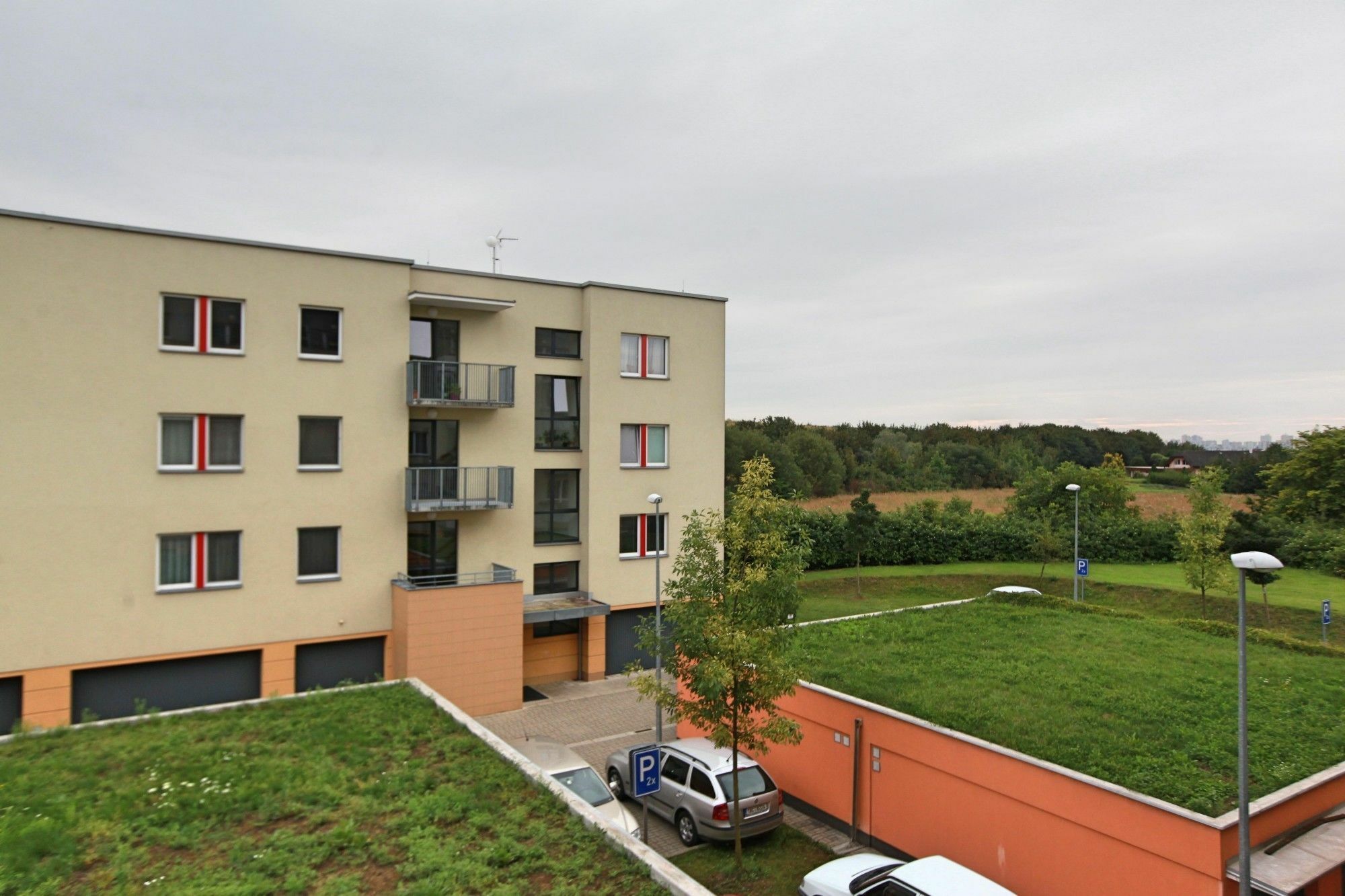 Richie Apartment Near Aquapark Praga Esterno foto